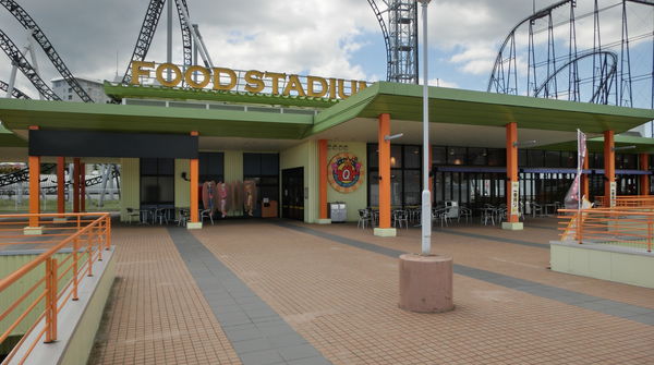 様々なおもしろランチが食べられる「FOOD STADIUM」