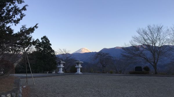 山頂からは見事な絶景！！