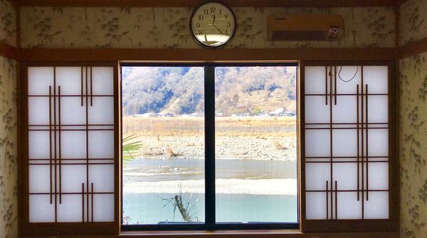 お座敷からは富士川が見えます！